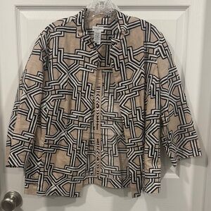 Women’s Beige and Black Geometric Casual Shacket.